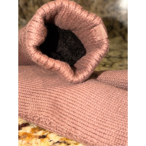 LULULEMON Fleece Lined Knit Mittens  in Spanish Oak (Mauve/Pink) O/S - Picture 8 of 8